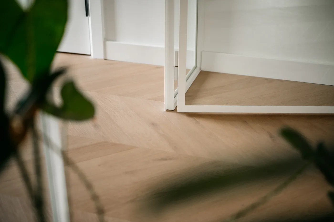 Pvc vloer bij glazen binnendeur